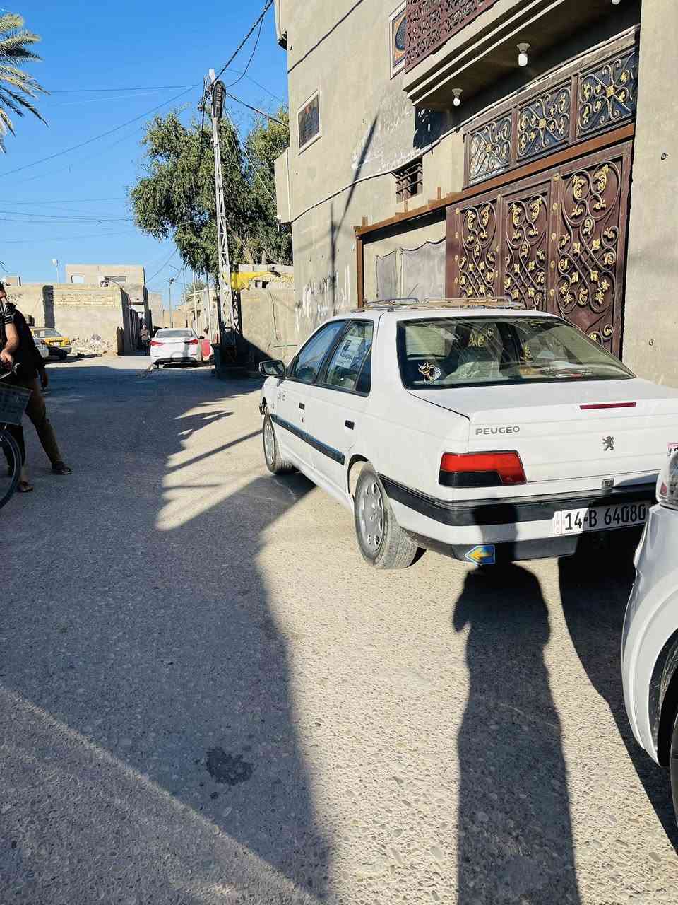 سيارة بيجو 405 للبيع 2012 سنوية 2029 سعر السيارة 30 وبيها مجال قليلي و رقم بصرة مشروع وطني يعني باي مكان تحويل 
مكان السيارة ميسان/ علي الغربي 
للاستفسار /‭***********‬
