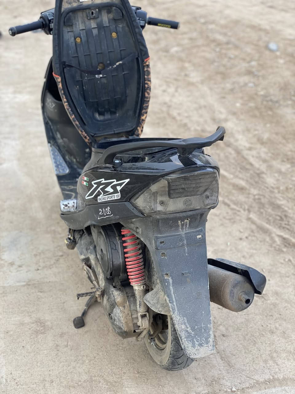 سلام عليكم دراجه ماكس 2008لبيع مكينه مال رمبه كله بلاد ما عدا كفرات سمعات سستم صوت نقص بس فج امامي مال بريك سعر ٨٠٠ وبيه مجال بسيط لشراي يجي خاص او يتصل *********** لي ميعجبه سعر افلت ـلا تعلق
