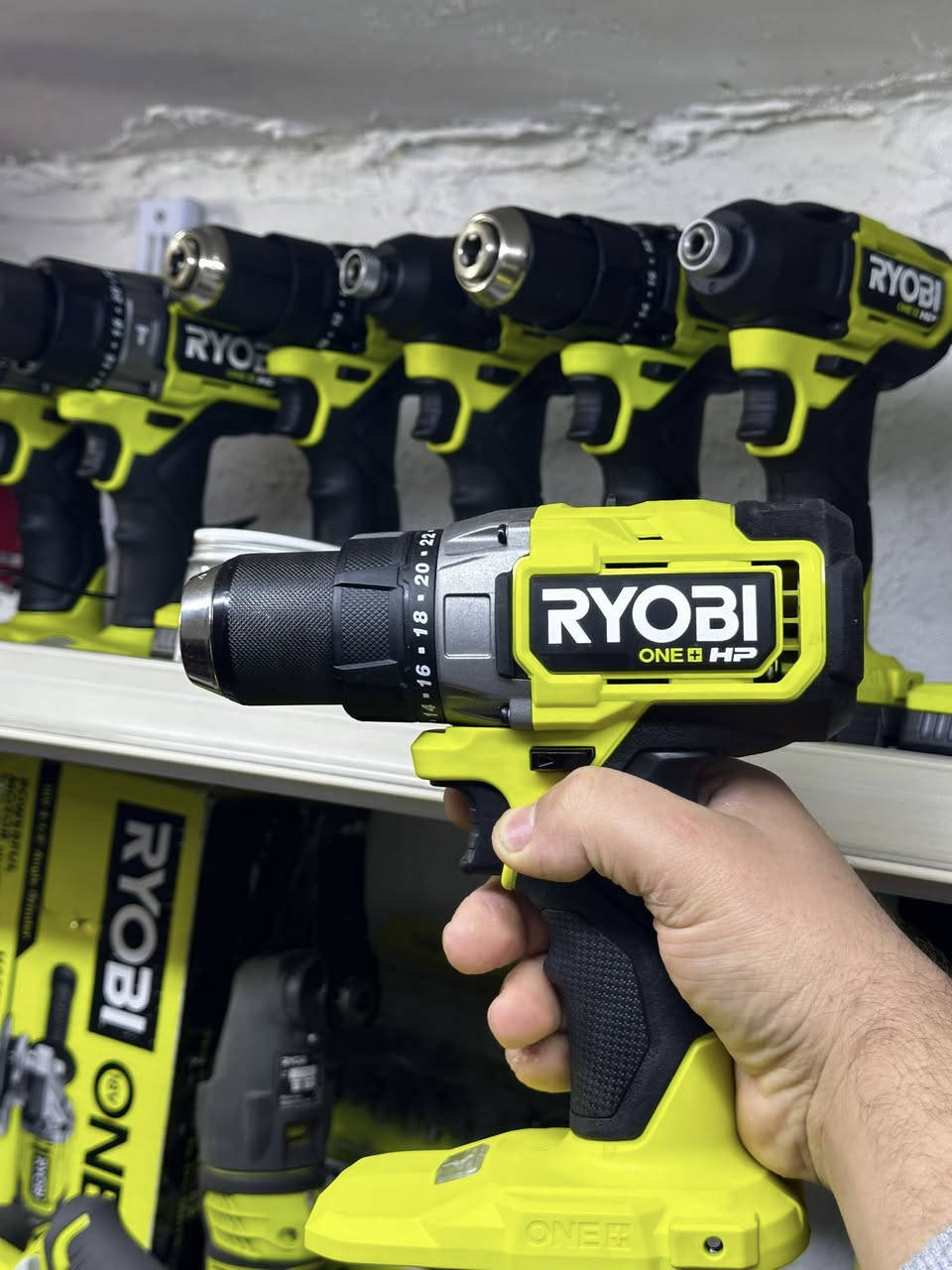 عدد انواع من ريوبي ياباني تعال لكط خراظك و ادعيلي 
*********** توصيل موجود واتساب
