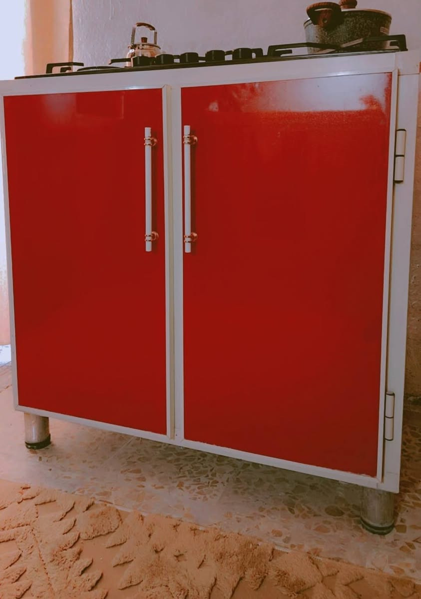 كاونتر تزكام وليس سوكي 
مع طباخ مامستخدم نضافه فول قفله 115
المكان كوفه الموشراي لايدخل خاص


**إذا كنت صاحب هذا الإعلان وتريد حذفه لأي سبب، رجاءا أرسل رسالة إلى الدعم الفني**