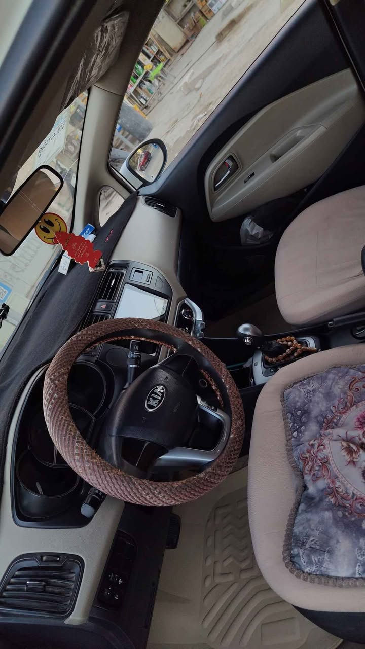 سيارة كيا ريو 15 السنوية باسمي 
للاستفسار *********** حلة, بابل
