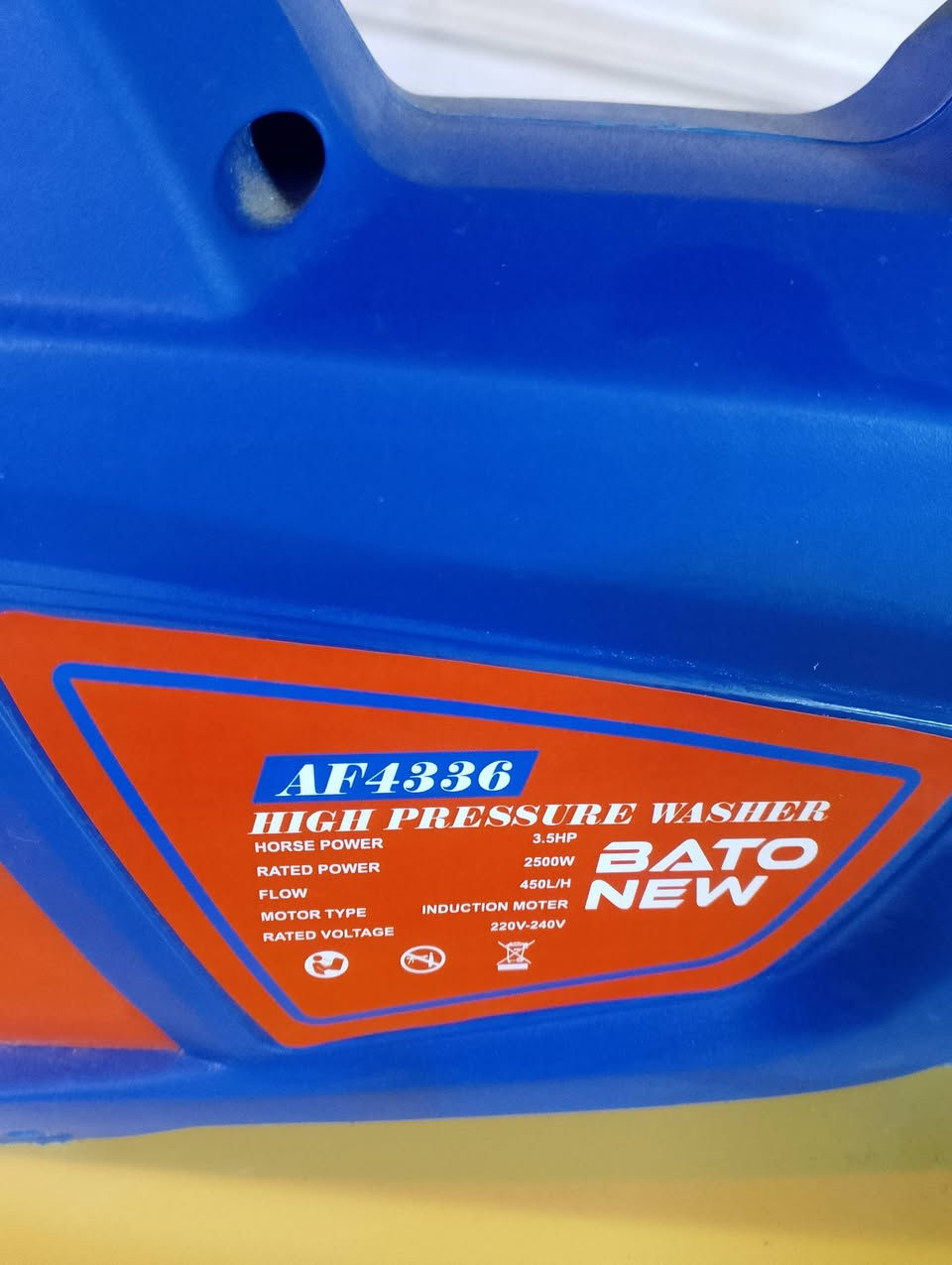 غراض للبيع شارع فلسطين قرب مستشفى الكندي ***********
