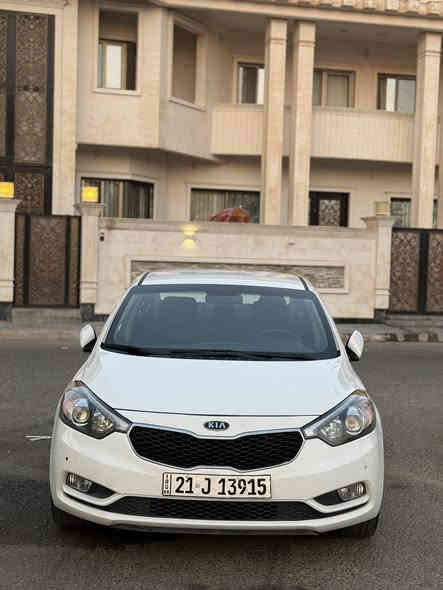 سيارة سيراتو خليجي 2014 
شرط كير محرك صدر امامي خلفي جاهزها اربعه تايرات جددت موصفات معروفه سونار مرفق مع صوره فقط هاي ملاحظات بيها سياره كلش جديده سنويه وهزه وارقام جددت سعر 130
***********
