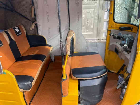 السلام عليكم تكتك موديل 2019رقم وسنويه تحويل ثاني يوم تكتك جاهزه تجفيت جديد ضفيره جديده كتف شحن وملف جديد سلف جديد جاهزه كبل للشارع سعرههه 5500بغداد مدينة الصدر ***********
