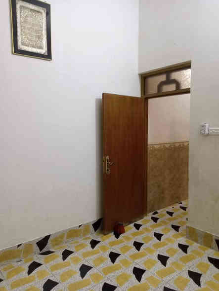 للأيجار
يتوفر دار للايجار في الرمادي الجزيره طريق الثرثار خلف طاحونة 

يتكون الدار من غرف 2 و مطبخ و صالة و استقبال و مجموعة صحيات 

جميع الخدمات تتوفر من ماء و كهرباء و مدارس 

سعر الأيجار   150 الف 

*********** احمد
