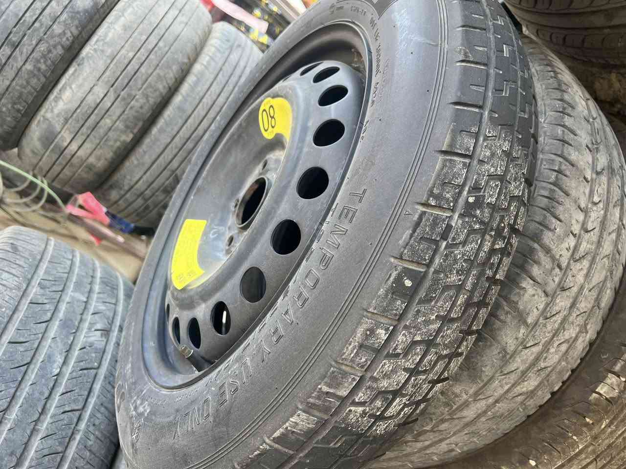 السلام عليكم عندي سبير طوارئ للبيع مال سنتافيا النتره يكعد عليه القديم نضيف مكاني بلديات سعر25الف ***********
