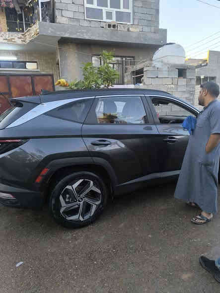 توسان 2023 فول وارد أمريكي حادثهه جامرلوغ وبنيد رقم بغداد بأسمي السعر 190 بيهه مجال رقم الهاتف ***********
