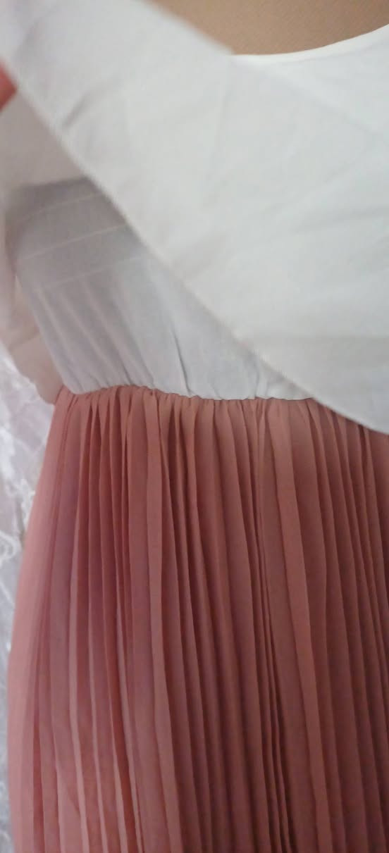 فستان قياس 38/36
شي ان 
السعر 8


**إذا كنت صاحب هذا الإعلان وتريد حذفه لأي سبب، رجاءا أرسل رسالة إلى الدعم الفني**