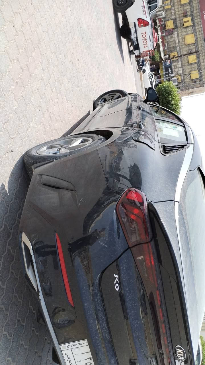 K5
موديل 2021

محرك 1600 تيربو 
وارد امريكي 
نظيفة 
تعال خاص ادزلك سونارها 

***********
