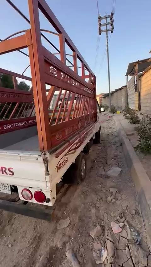 سلام عليكم
#للبيع_محجر كيا حمل تزكام درجه اولى للبيع 

عدلت عليه كصية القوس الفوك وضميته( وموجود )

وصبغته وحاليا بالسياره  سعره 500 الف مكانه النجف نفق العسكريين مقابل الشهيد الاول وبالامكان توصيله الاي مكان داخل النجف او المناطق القريبه ع النجف ***********
