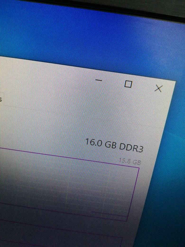 تحية طيبة 
كيس سستم lenovo جيل رابع
المواصفات
المعالج
 core i3 4130 3.40 ghz
الرامات 16 گيگا ddr3
الهارد 500 گيگا
منصب ويندوز 10 برو ونظيف
السعر 75 الف
.


**إذا كنت صاحب هذا الإعلان وتريد حذفه لأي سبب، رجاءا أرسل رسالة إلى الدعم الفني**