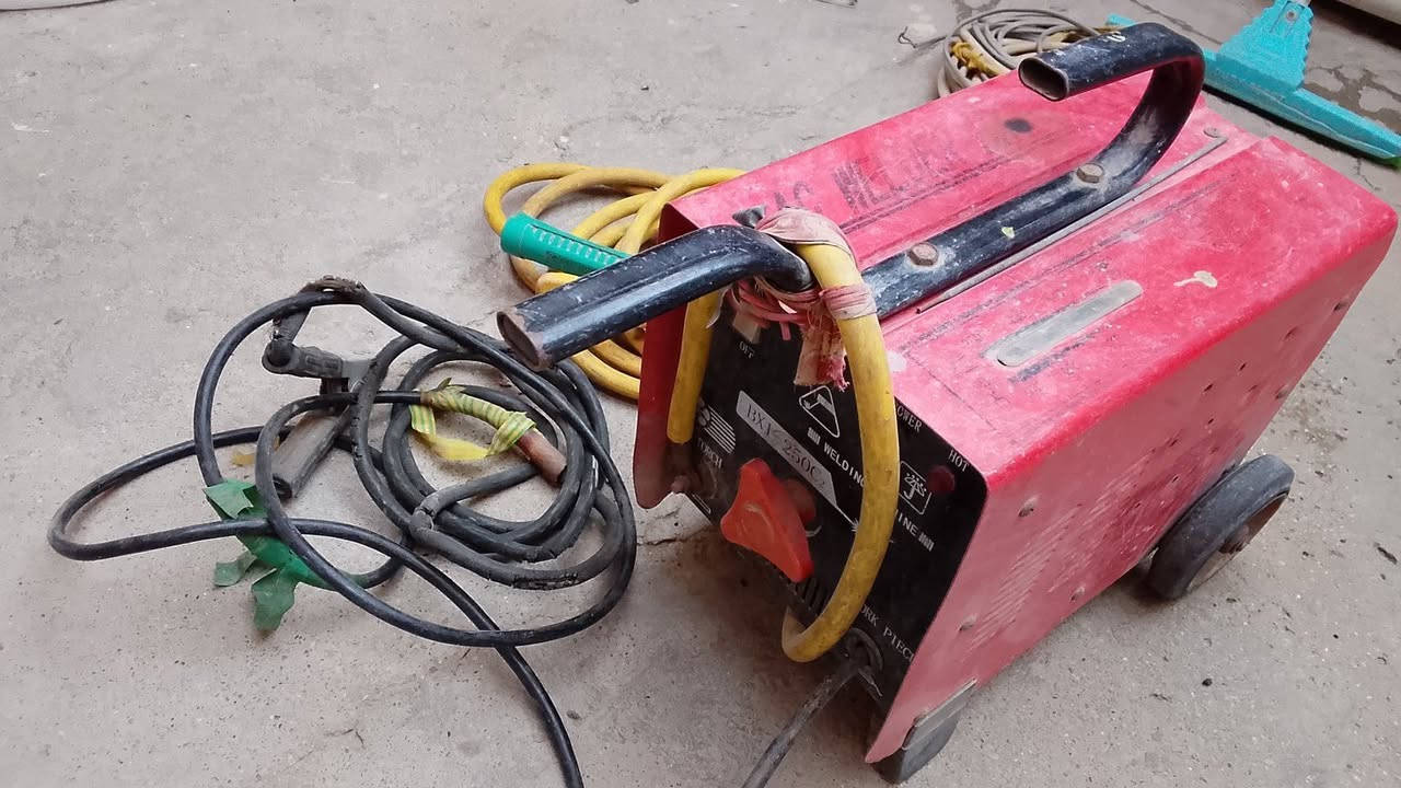 سلام عليكم خوان  عندي مكينه لحيم  نحاس  100 /100  البيع السعر 100
 ***********  يوجد واتساب ماسنجر
