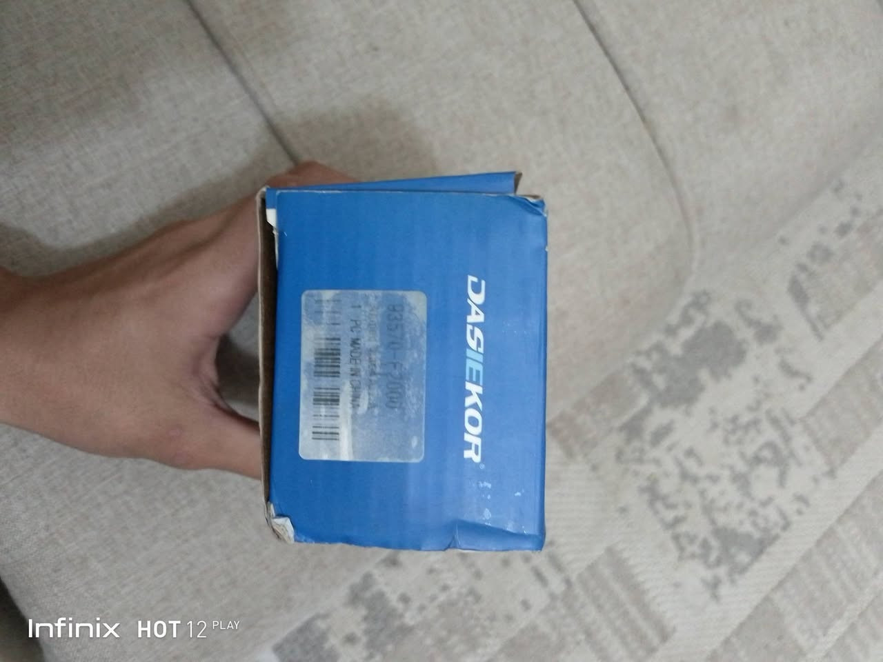 من رخصة صاحب الكروب السلام عليكم عندي كنترول تحكم مال النترا اعتقد مال 2018 او 2019 او 2017 السعر قيم واخذ للاستفسار ***********
