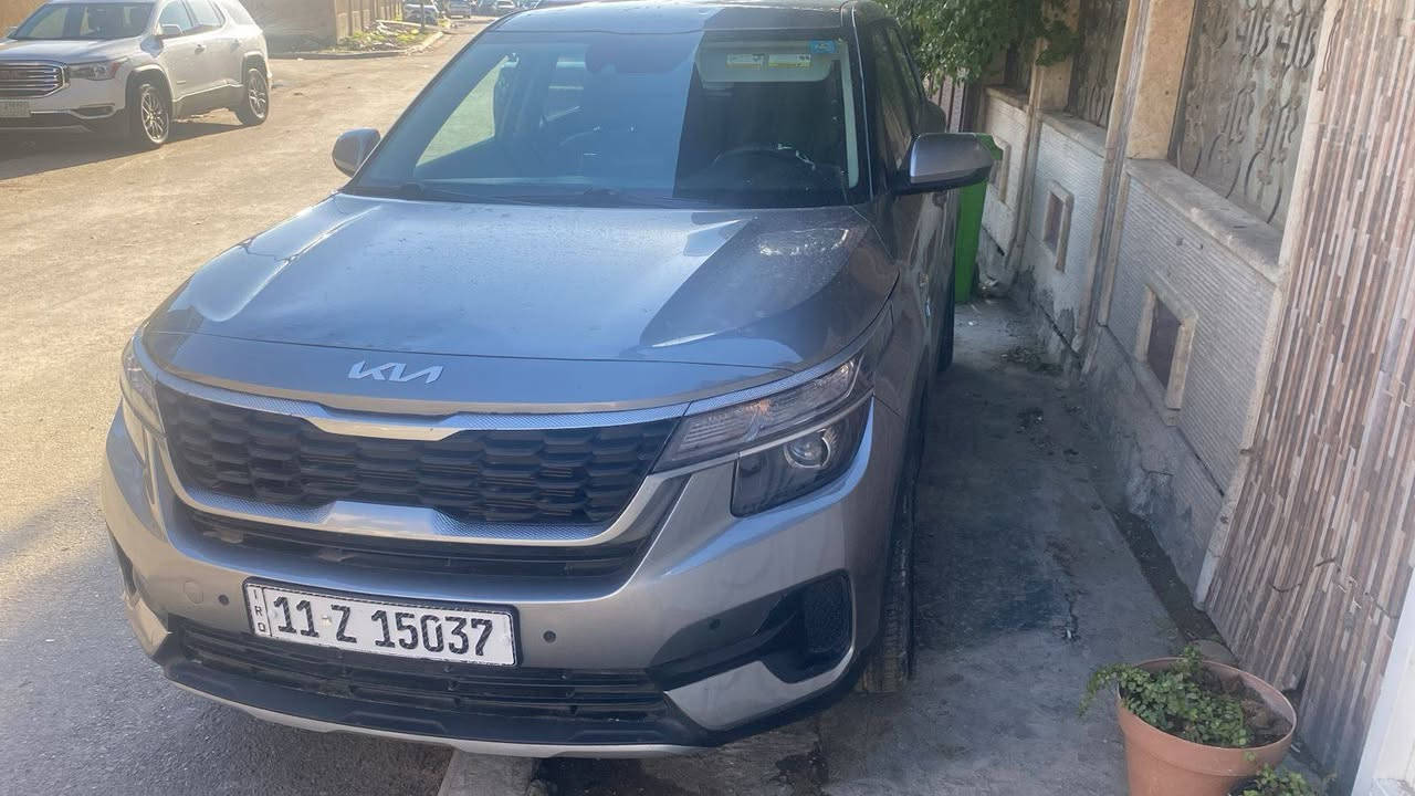 كيا سليتوز lx وارد امريكي موديل 23 حادثها مثل ماموضح بالصوره ماشيه 51 وقابل للزياده مرقمه بغداد وسعرها 22.500 وبيها مجال للاستفسار الاتصال ع الرقم ***********
