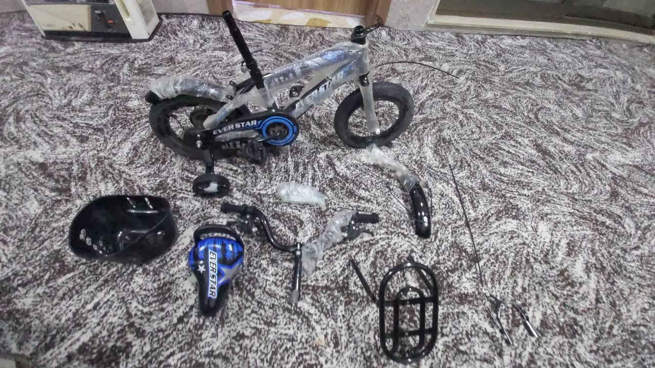 السلام عليكم بايسكل حجم ١٦ جديد بل لايلون بعده ما مطبك السعر ٧٠ وبي مجال الستفسار عل رقم ***********
