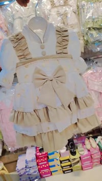 ملابس أطفال • للبيع