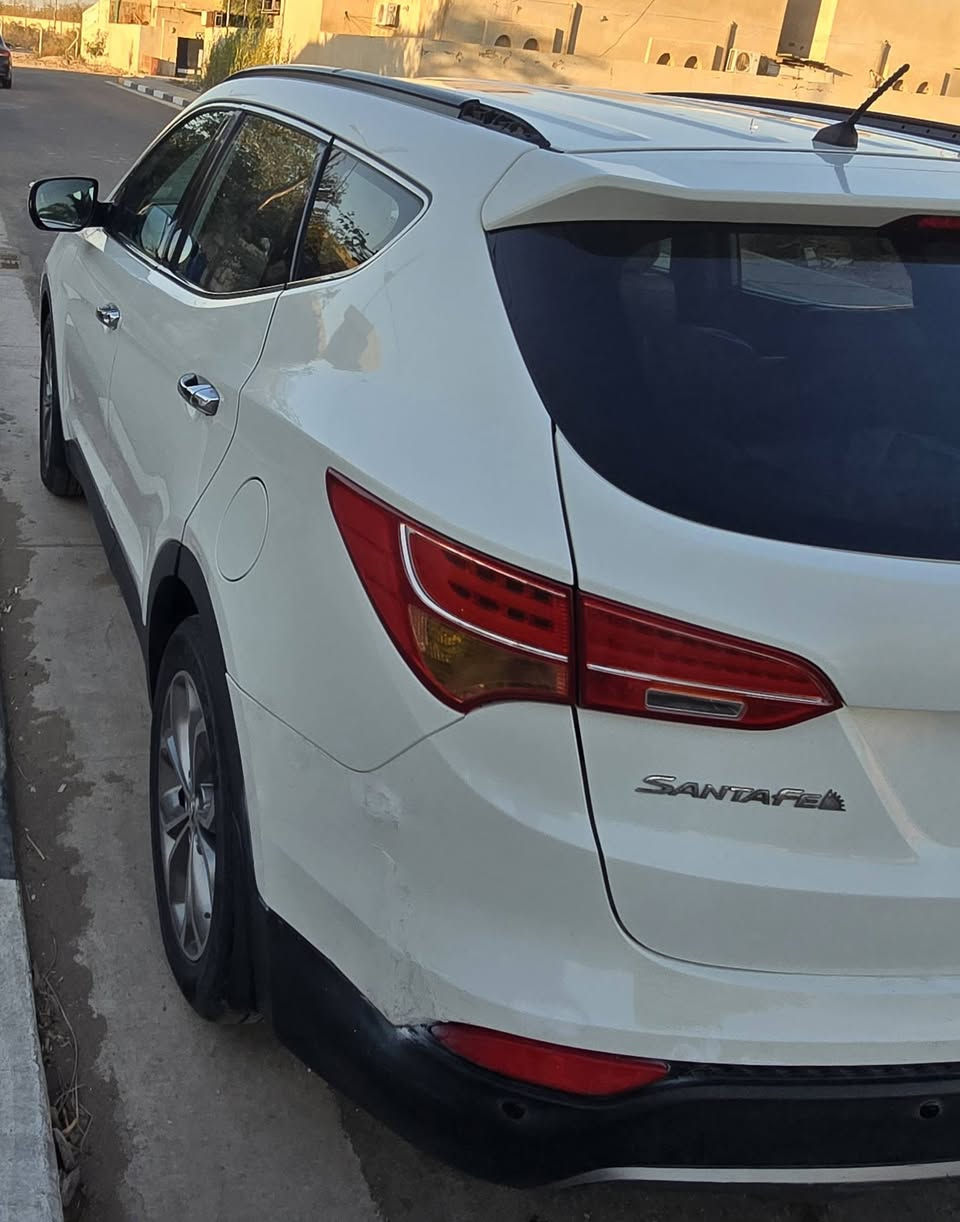 السلام عليكم
سنتافي  6 سلندر 7 راكب  خليجي مكفوله
رقم بصرة بسمي سنويه 2028 تحويل وكالة حاضر 
نظام تقليل وقود نظام ايكو
منظومة زنون 
حساسات
كشن جلد
 يدات نيكل ستيل 
تلاث قطع تبريد  
فور ويل 
مانع انحدار 
مانع انزلاق وABS
3 قطع  تبريد 
3 وضعيات قيادة
دفع رباعي
 مري شفط +اشاره 
بردات خلفية
الداخل بيجي + قهوائي 
كروز مثبت سرعة
تحكم ستيرن جهتين 
خمسه ويل كب
نضام ترحيب  
ضرر باب خلفي بارد شبر
  جاهزه من كلشي 
 مكان السياره البصرة 
للاستفسار 
***********
***********
