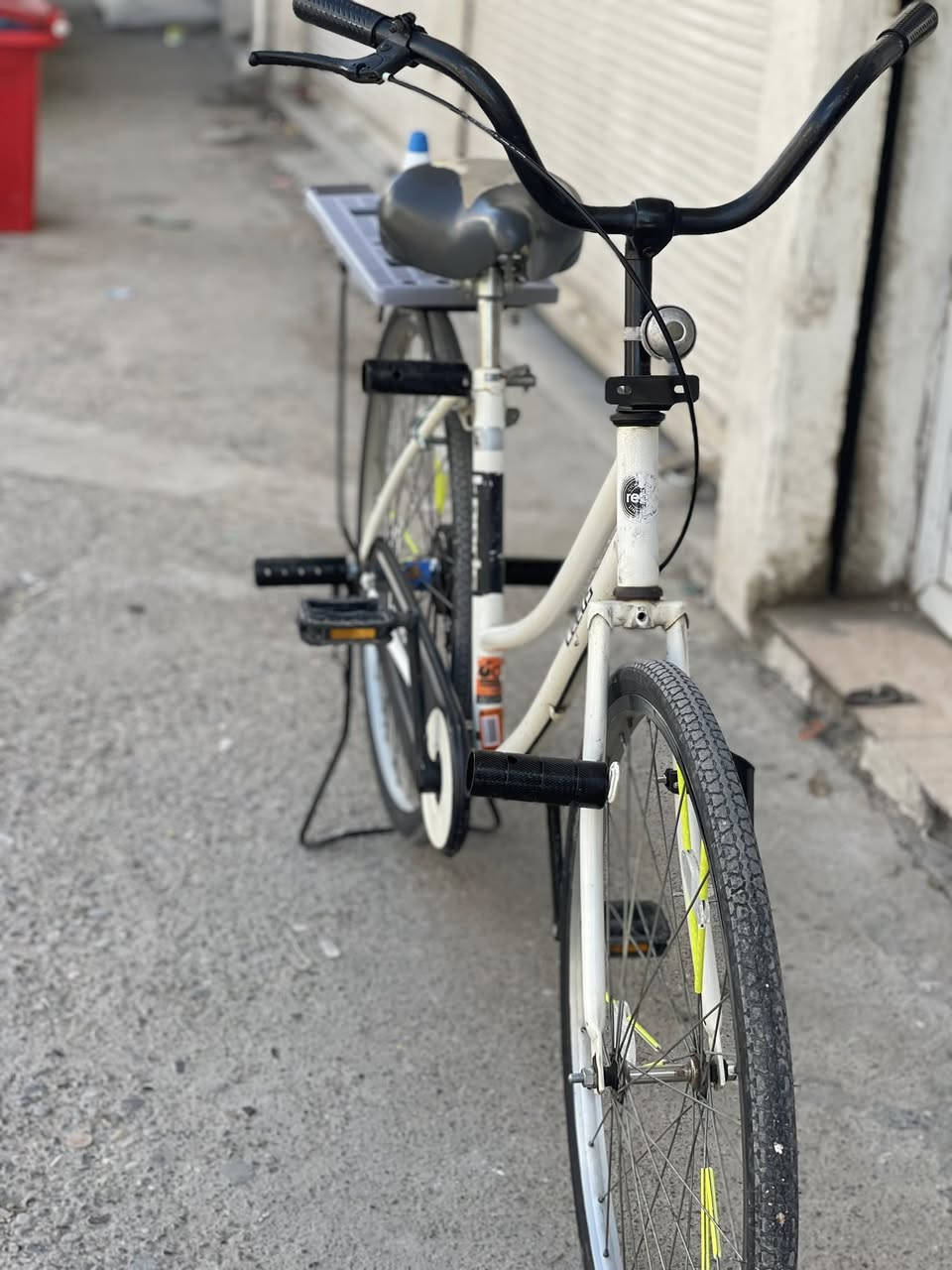 سلام عليكم بايسكل ياباني للبيع شركه ليدز  شراي تعال خاص ***********
