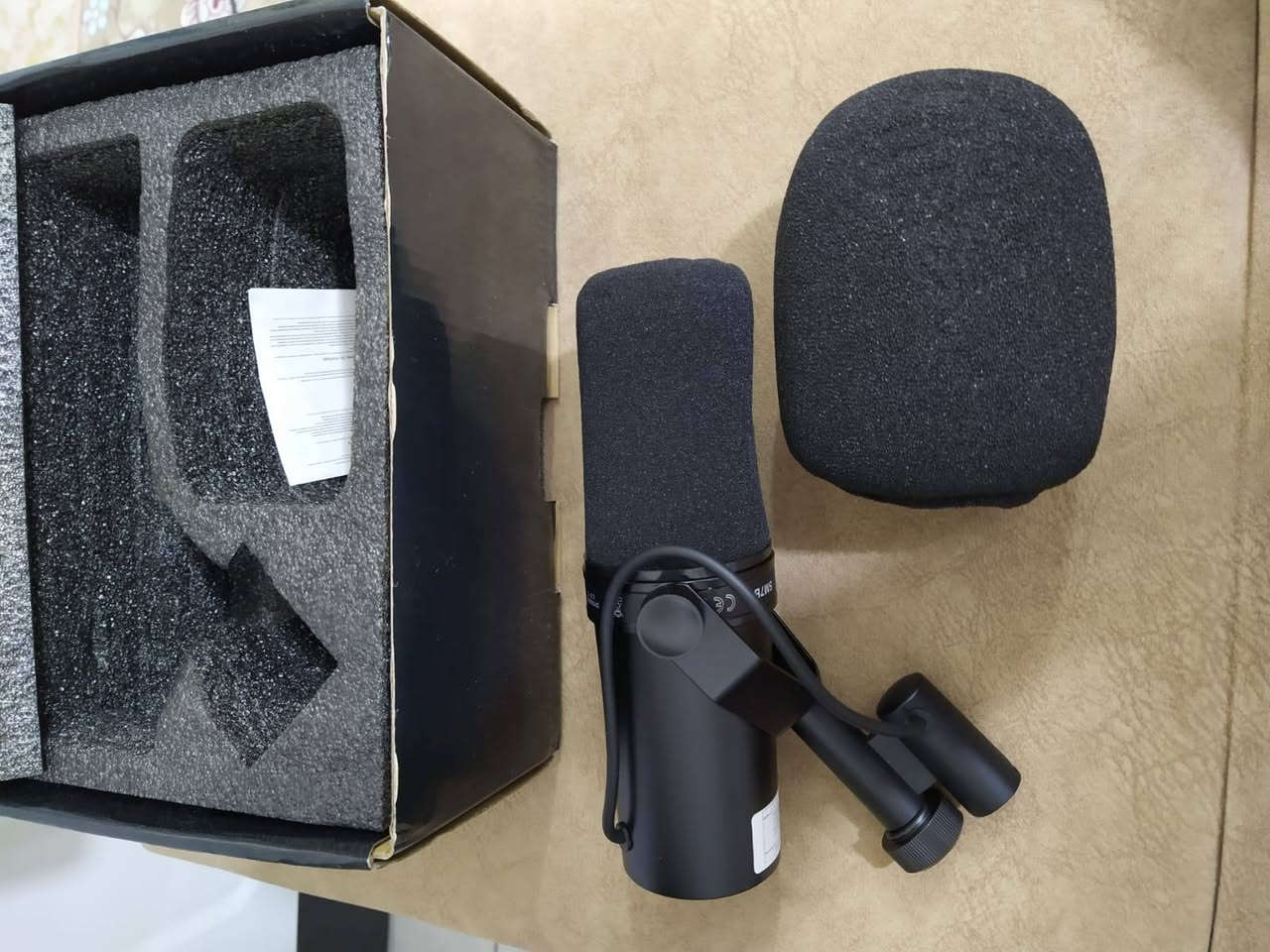 مايك احترافي ماركة SM7B جديد بالكارتون السعر ٥٠ متوفر توصيل لجميع محافظات العراق


**إذا كنت صاحب هذا الإعلان وتريد حذفه لأي سبب، رجاءا أرسل رسالة إلى الدعم الفني**