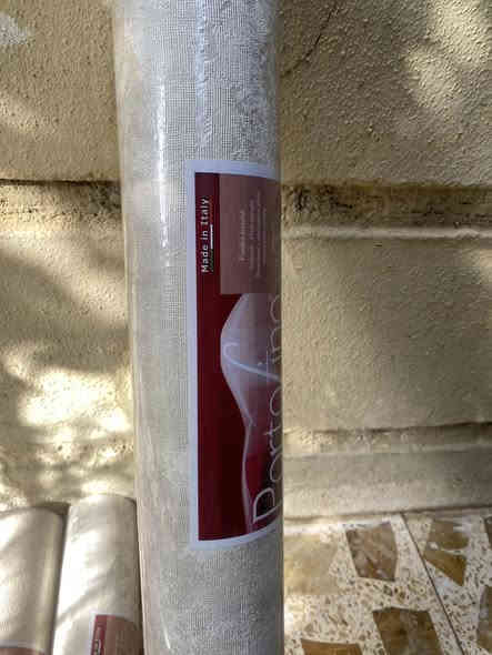 سلام عليكم عندي ورق جدران اصلي الماني خشونه ميه با ميه السعرر بيع مستعجل 50الف كل طوبه 16متر شرط الخشونه انطيك ايا استفسار اتصل ***********
