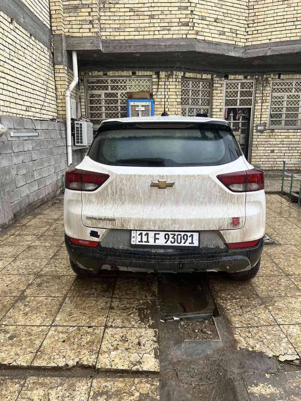 تريل بلايزر ٢٠٢٣ رقم بغداد باسمي ترقيم جديد مكانه الشعله ماشيه ٨٠ بامريكا وعندي الصور سياره جديده بمعنى الكلمه محرك ١٢٠٠ تيربو جاهزه من كلشي للبيع فقط السعر ١٢٩  رقمي *********** أو مراوس بصالون
