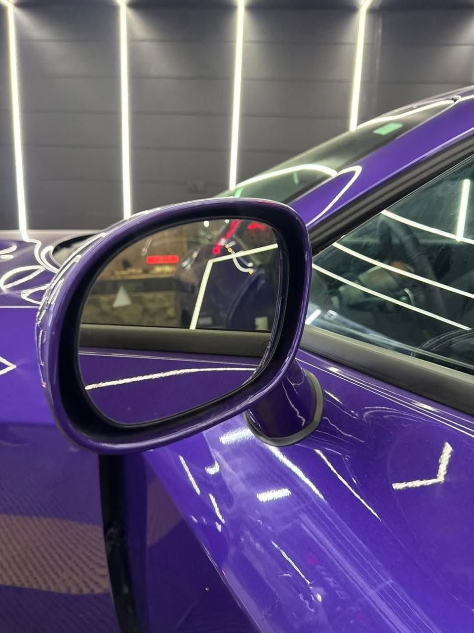 للبيع جالنجر موديل 23 توووويل

٢- ستة سلندر
٣- ماشية (20)مايل بعدها بريحة شركة
٤-كشنات حضن جلد+تدفئة + تبريد
٥-شاشة كبيرة
٦-تشغيل عن بعد 
٧-حساسات كامرا اصلي
٨-شفتات استيرن
٩-استيرن كهرباء
١٠-كشن خزن ميموري
١١-نقطة عمياء
١٢-ويل كب حجم ٢٠
السيارة جاملغ مبدل نفس اللون صبغ فقط بنيد اصلي دعامية وخشم شاصي
ايرباك راجع سستم شرط الفحص سيارة برغي مابيها نقص
مكان السيارة بغداد 
الاتصال ***********
