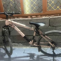 بايسكلات • للبيع • على وضعهن