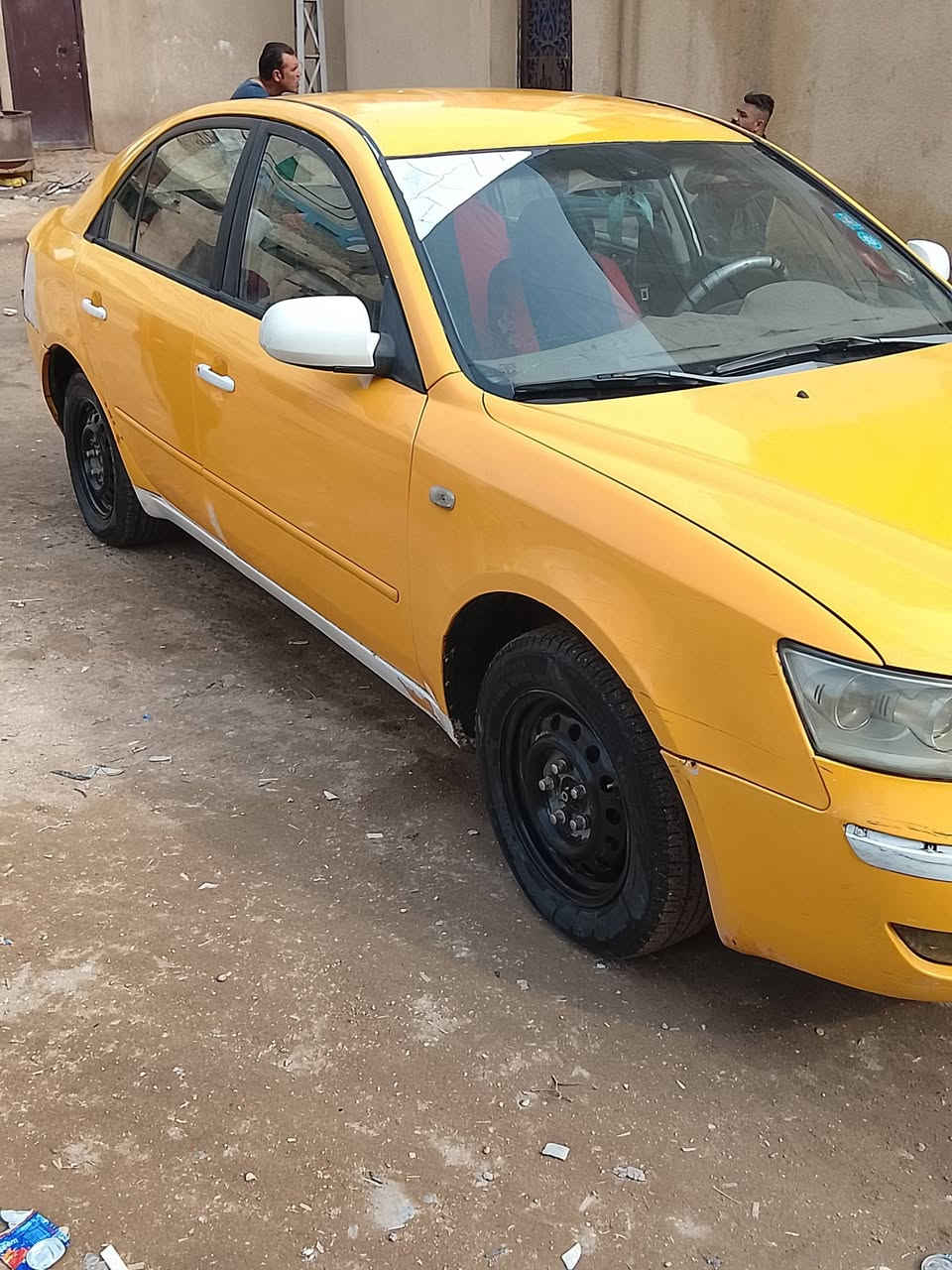 سوناتا 2008للبيع السياره جديده حداديه ومحرك وكير وتخم تاير كله جديد السياره متجايه السعر 70 وبيه مجال السياره بسمي تحويل ثاني يوم العنوان كربلاء ***********  ***********
