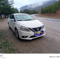 شباب سيارة سنتره نيسان رقم نجف اني شرعيها موديل 19مواصفات sماشيه 100مي...