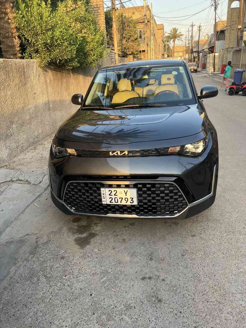 للبيع كيا سول 2023 🚗
سيارة نظيفة وبحالة جيدة، استخدام شخصي ومحافظ عليها، جاهزة للفحص والمعاينة.

✅ موديل 2023
✅ محرك وجير بحالة ممتازة
✅ اقتصادية بالوقود
✅ جاهزة للاستخدام

ضربتها بل جاملخ فقط نفس ما موضح بل سونار وبل صور ولباب مرشوش السياره جاهزه من كلشي وفول موصفات بصمه فتحه تحكمات سعر 155 وبيها مجال الرقم *********** مكان السياره بغداد  بعدها ع ضربتها
