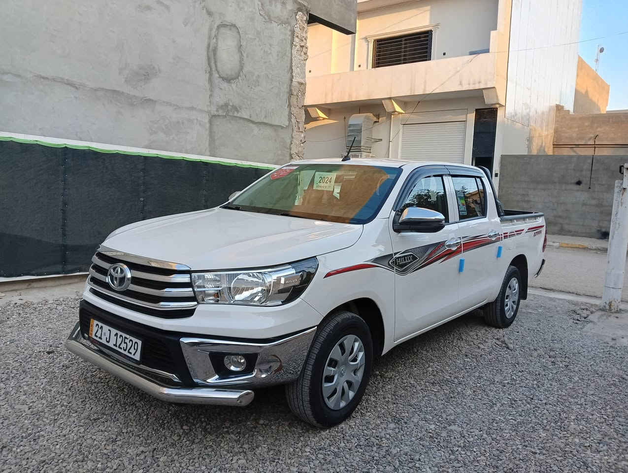 عندي پيكاب البيع موديل 24 سياره حلو مابي صوبخ بونيد جك سعر 245بيه مجل ***********
