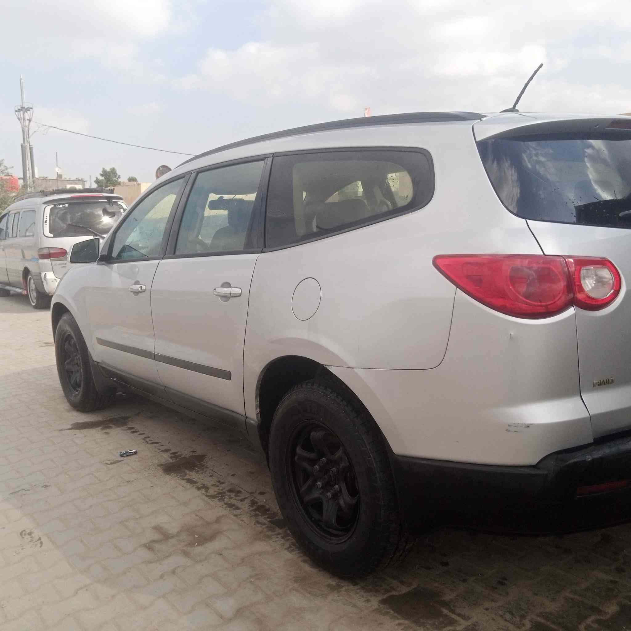 شفر ليت اترافس 7راكب رقم بصره سنويه 29 مديل 10 جاهزه كير محرك تبريد ثلاث قطع حداده  كهربائيات دواخل شاشه كامره خلفيه دواره السعر 90 وبيه مجال العنوان بصره اي استفسار على هذا الرقم ***********
