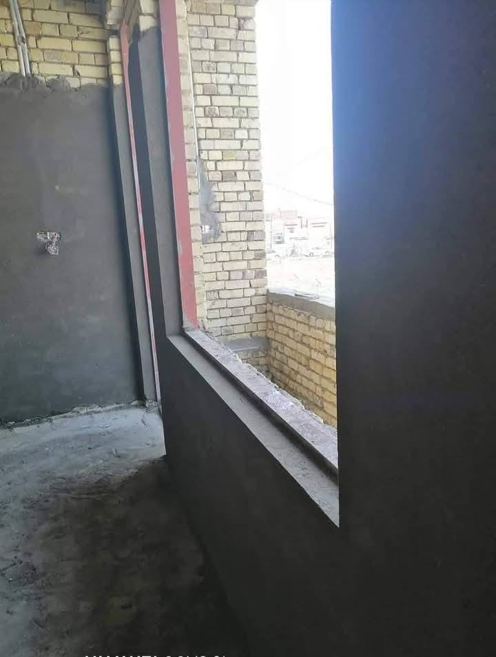 لبخ
بياض
معجون 
كادر
العمل بصره
تسليم مهندس
***********
