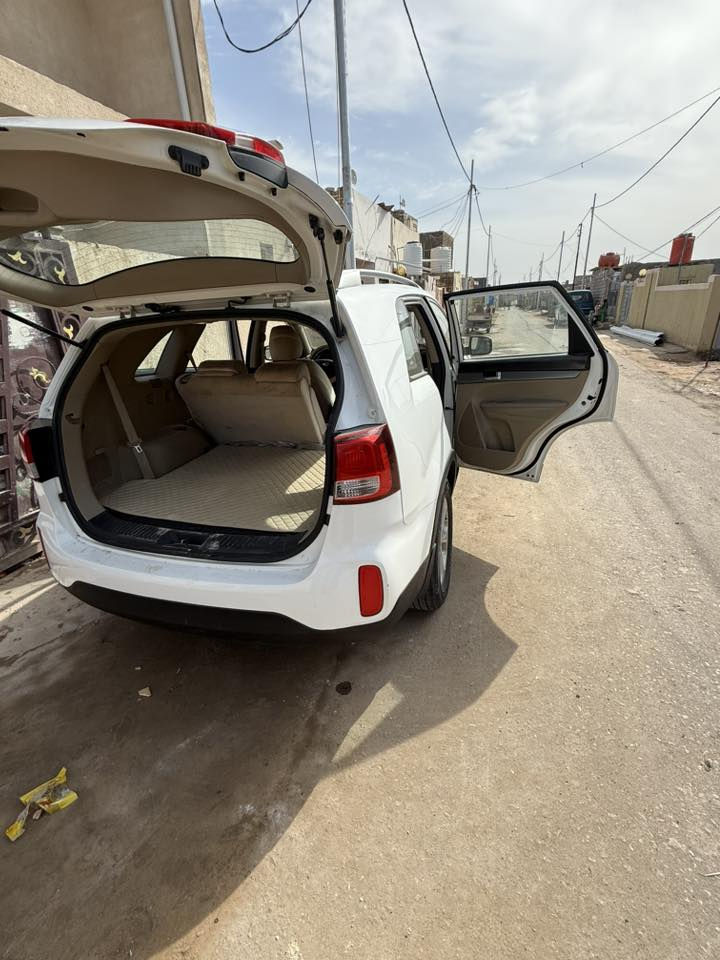 سورنتو خليجي 2014  4سلندر مكفوله كفالة عامة من الصبغ و الضربه رقم سليمانية ماشيه 195 ألف مكينه و كير مكفولات  السعر 168 و بيها مجال بسيط حق الجيه المكان النجف الأشرف للاستفسار ***********
