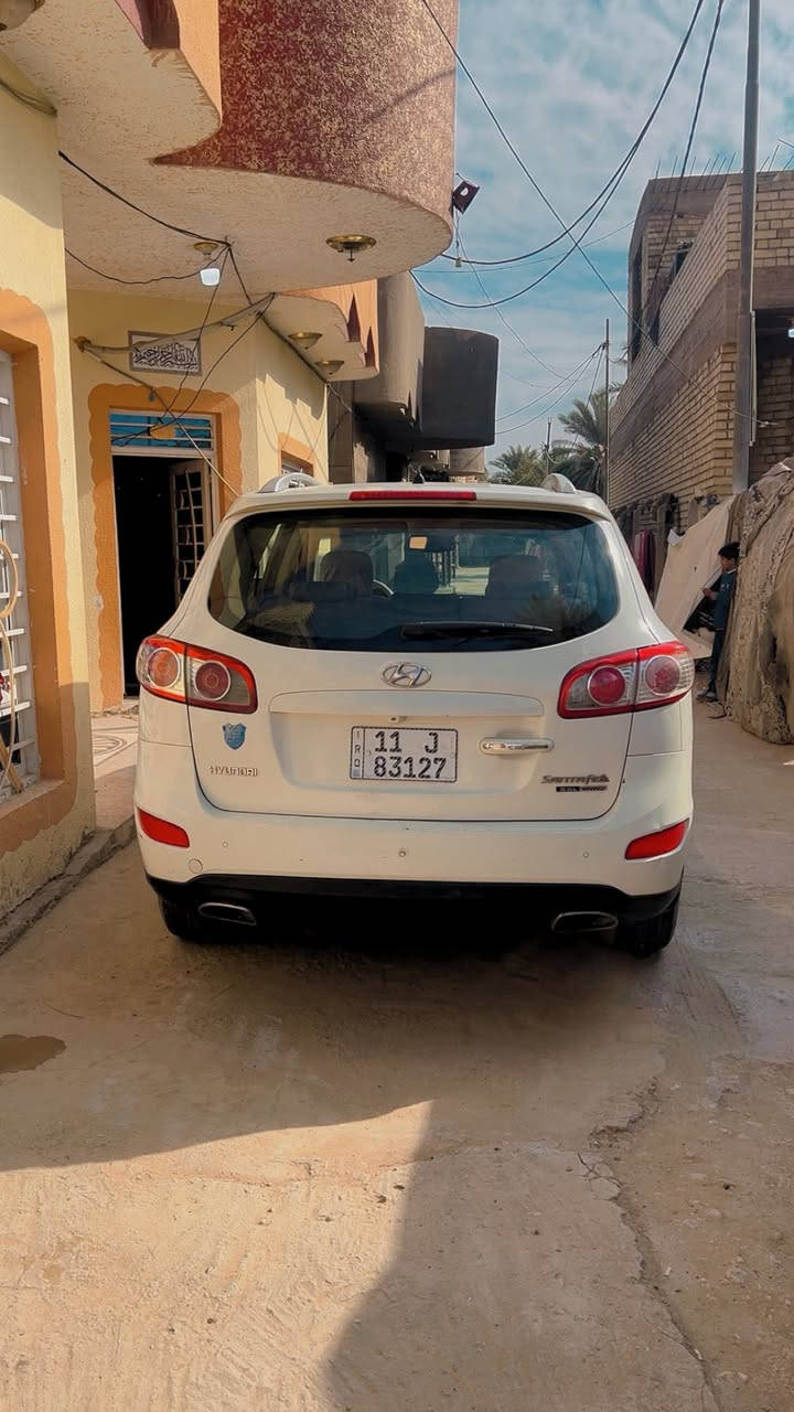 سنتافي 2012 كفاله عامه 6سلندر فول موصفات فتحه بصمه 3قطع تبريد سبعه راكب سياره جديده بمعنه الكلمه سعره 160 
***********
