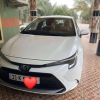 للبيع كورولا هايبرد موديل 2025 مكفولة كفالة عامة ماشية 20 ألف فقط سيار...