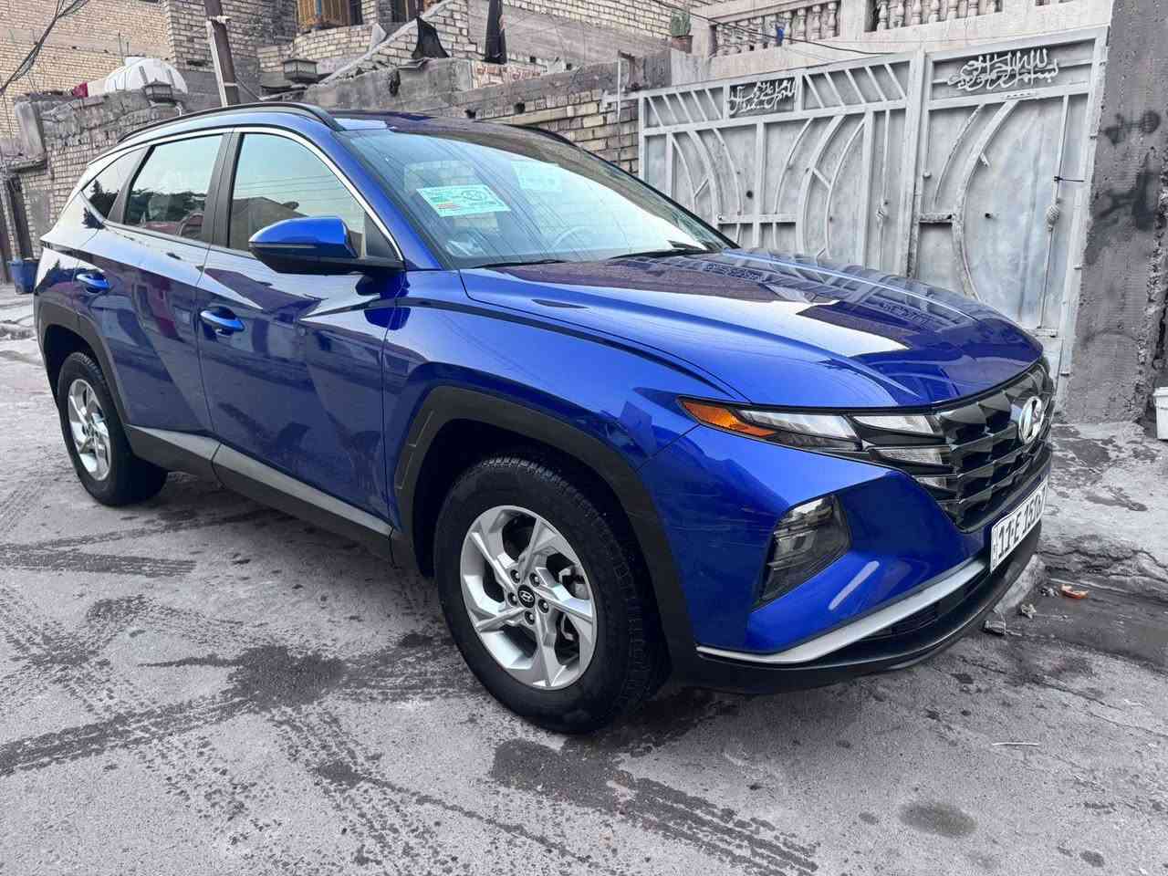 السلام عليكم
للبيع هونداي توسان موديل 2022 
رقم بغداد
وارد امريكي السيارة كلين 
بدون حادث ابد كفالة عامة عل سونار 
لا بارد ولا شخط ولا رصعة ولا صبغ كفالة السيارة 
فول مواصفات من عدة البنوراما 
بصمة   دخول ذكي  
 لد امامي   لد خلفي  
كشنات تدفئة    كشن كهرباء 
قطعتين تبريد 
اشاير بل مري 
شاشة جبيرا ورادرات من كل الجوانب 
مكينة 2500 
فور ويل 
السيارة كفالة عامة شرط  بل كارتون 
ماشية 78 
السعر 187
العنوان بغداد شارع الاورفلي
***********
صور الحادث والسونار بل منشور
