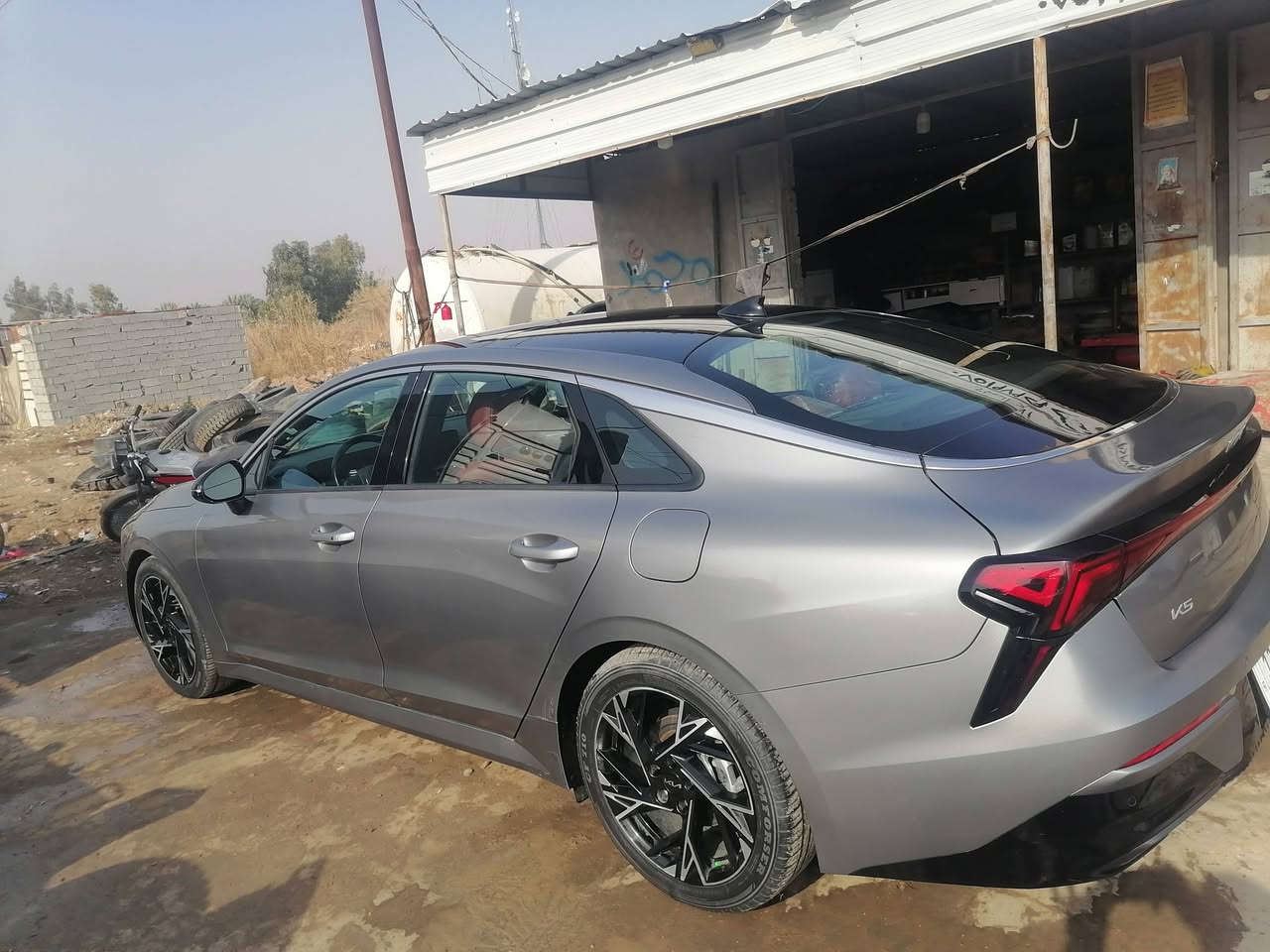 سلام عليكم
كي فايف جي تي لاين
فول مواصفات
داخل احمر
٢٠٢٥
ماشيه ٣٧
صور الحادث السونار داخل المنشور
السياره دبل كود بأمريكا
رقم بغداد باسمي

السعر ١٧٨ وبيها مجال
مكاني بابل الإسكندرية
***********
***********
