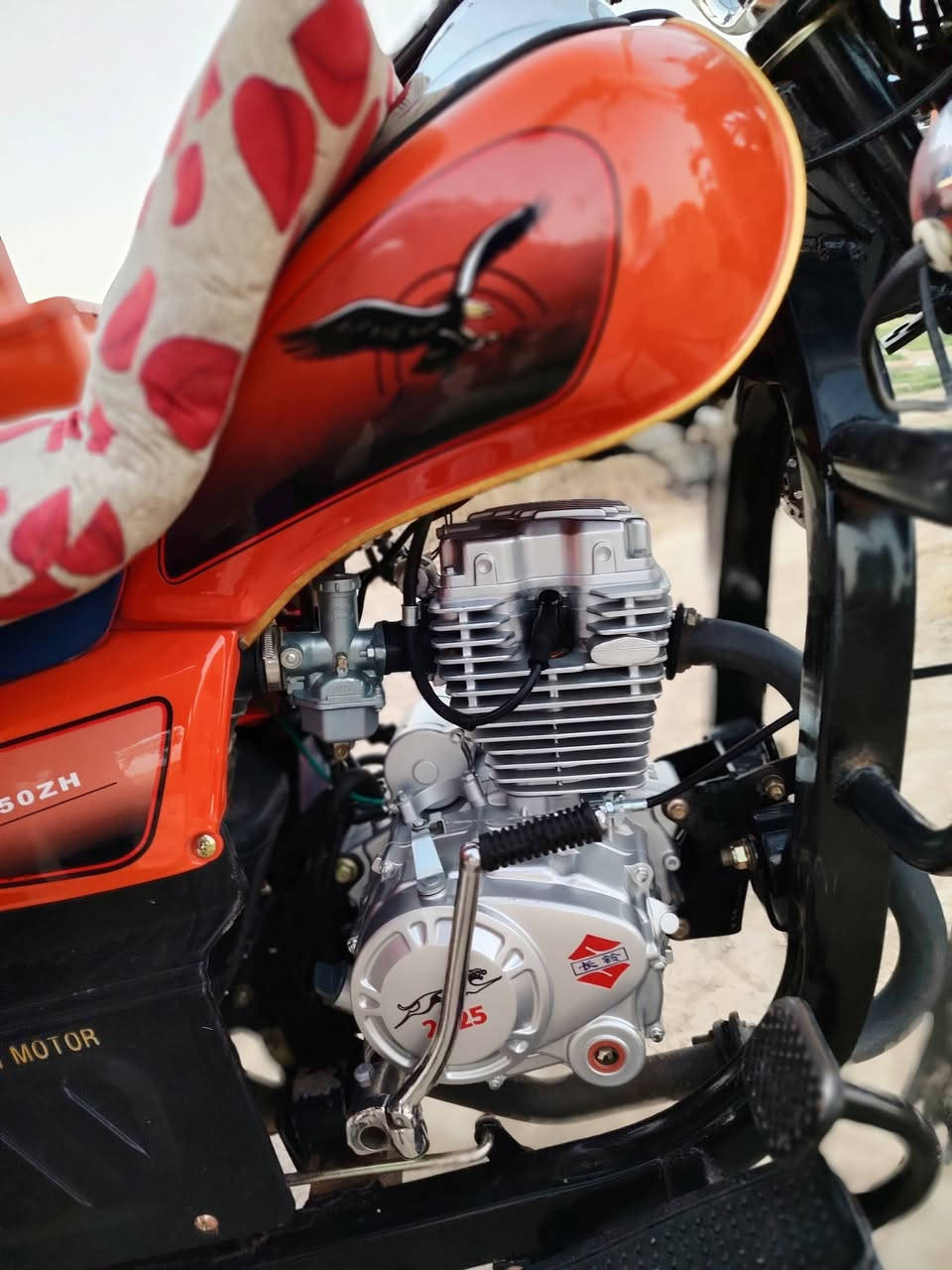 سلام عليكم
ستوته ٢٥ زيرو سكنر  وكيل بلال جديده وبعدها

مكاني حله ناحيه النيل

رقم ***********

سعر ( ٢٦٠٠ )  وبيها مجال
