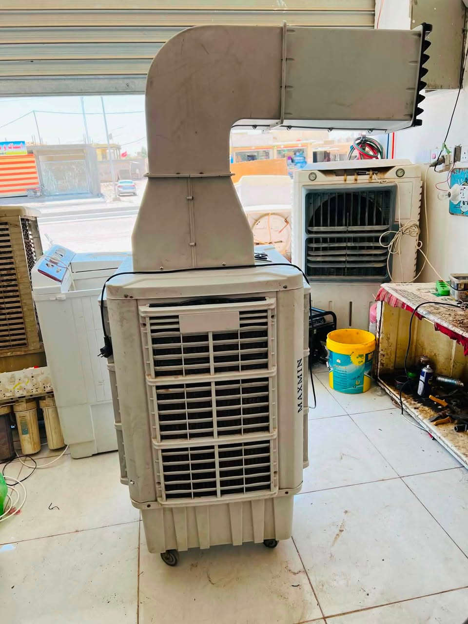 السلام عليكم 
مبرده باكستانيه ٦٠
جديده ومكفوله ب٢٢٥ بيها مجال 
***********
