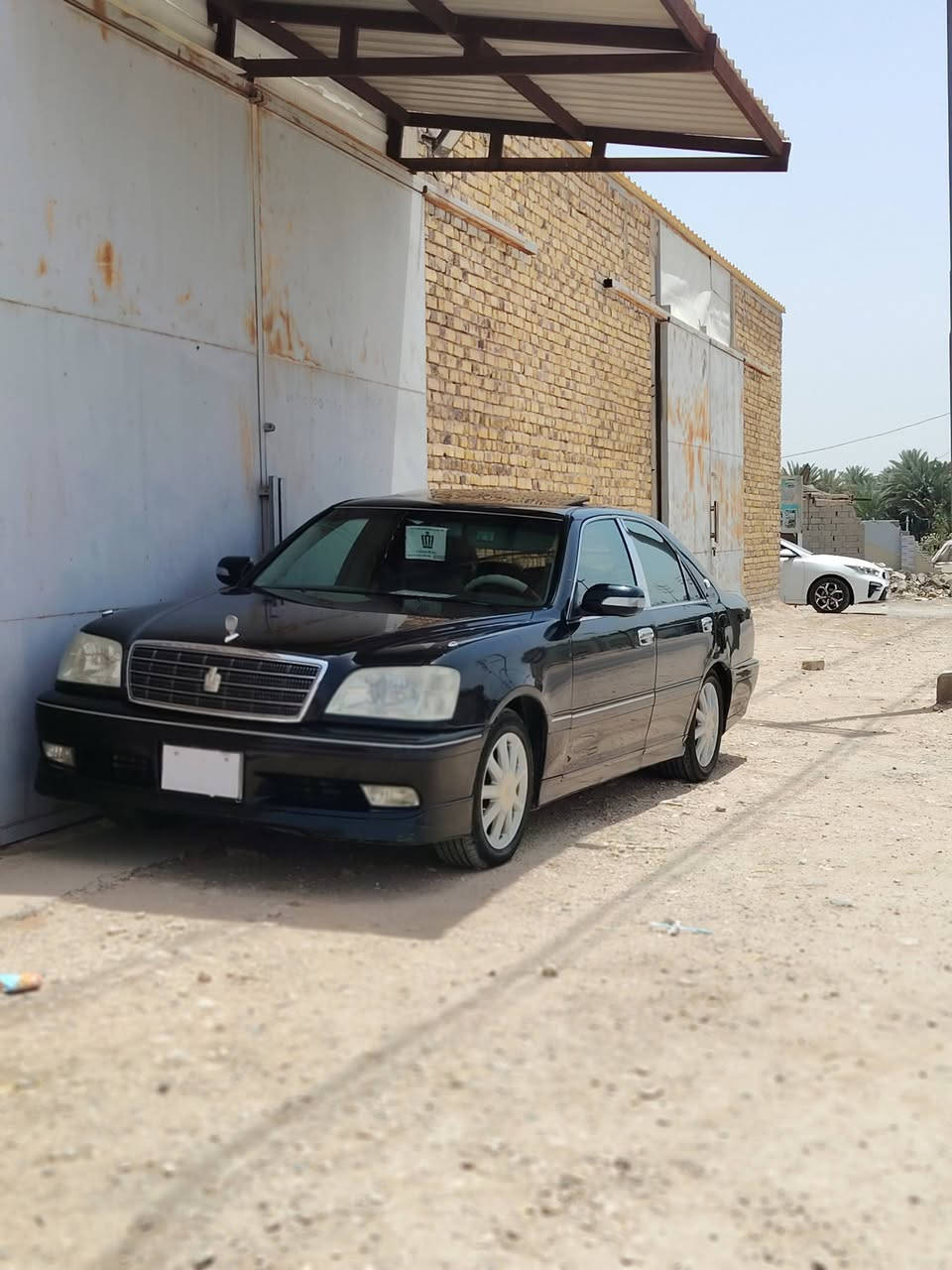 السلام عليكم للبيع ملكه مديل 2003 السياره فول مواصفات فتحه اربع دكم  ويل نجمه برده خلفيه 
للستفسار ***********
