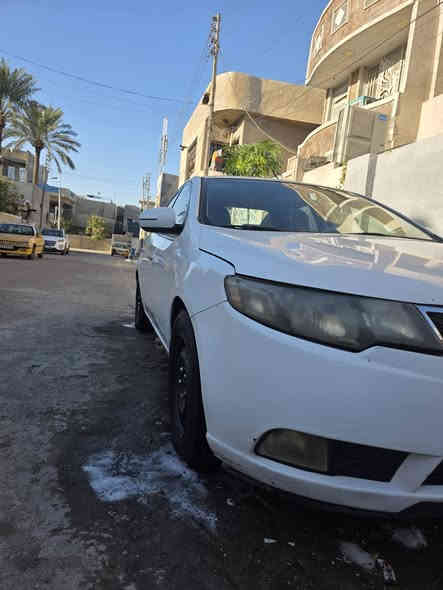 سلام عليكم
كيا سيراتو للبيع
 موديل 2012 خليجي  سيارة بسمي فتحة تحكم ستيرين شاشة  كير رياضي ٦نمر
 السياره غاز بانزين 
بيها صبغ احزام فقط 
السعر ٩٥ واليجي يشوفها بي خير ويدلل
للتواصل على هذا الرقم 
***********
مكان السياره بغداد منطقه الاعلام
