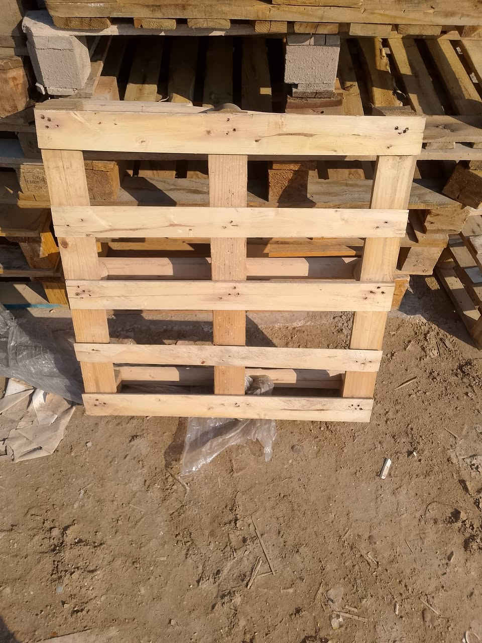 سكيب البيع العنوان بغداد الدورة الهاتف ***********
