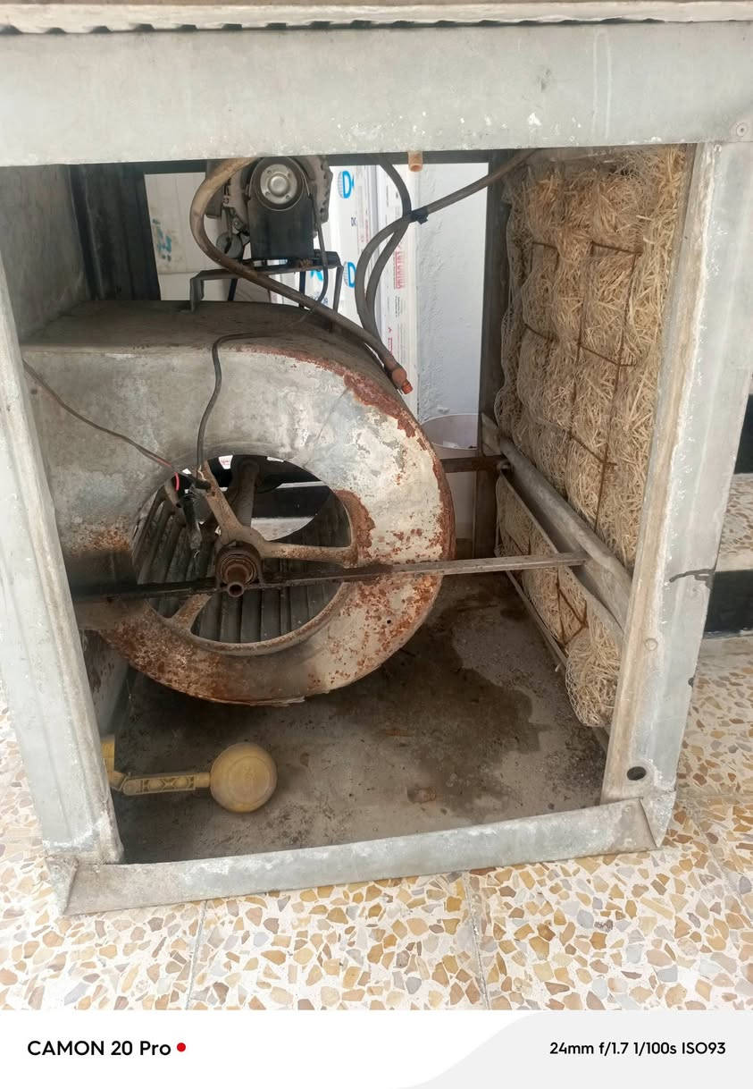 كيزر ما مستخدم اقل من شهر ادفع سعر 
مبرده ماطور مشتعل 
واتساب ***********
