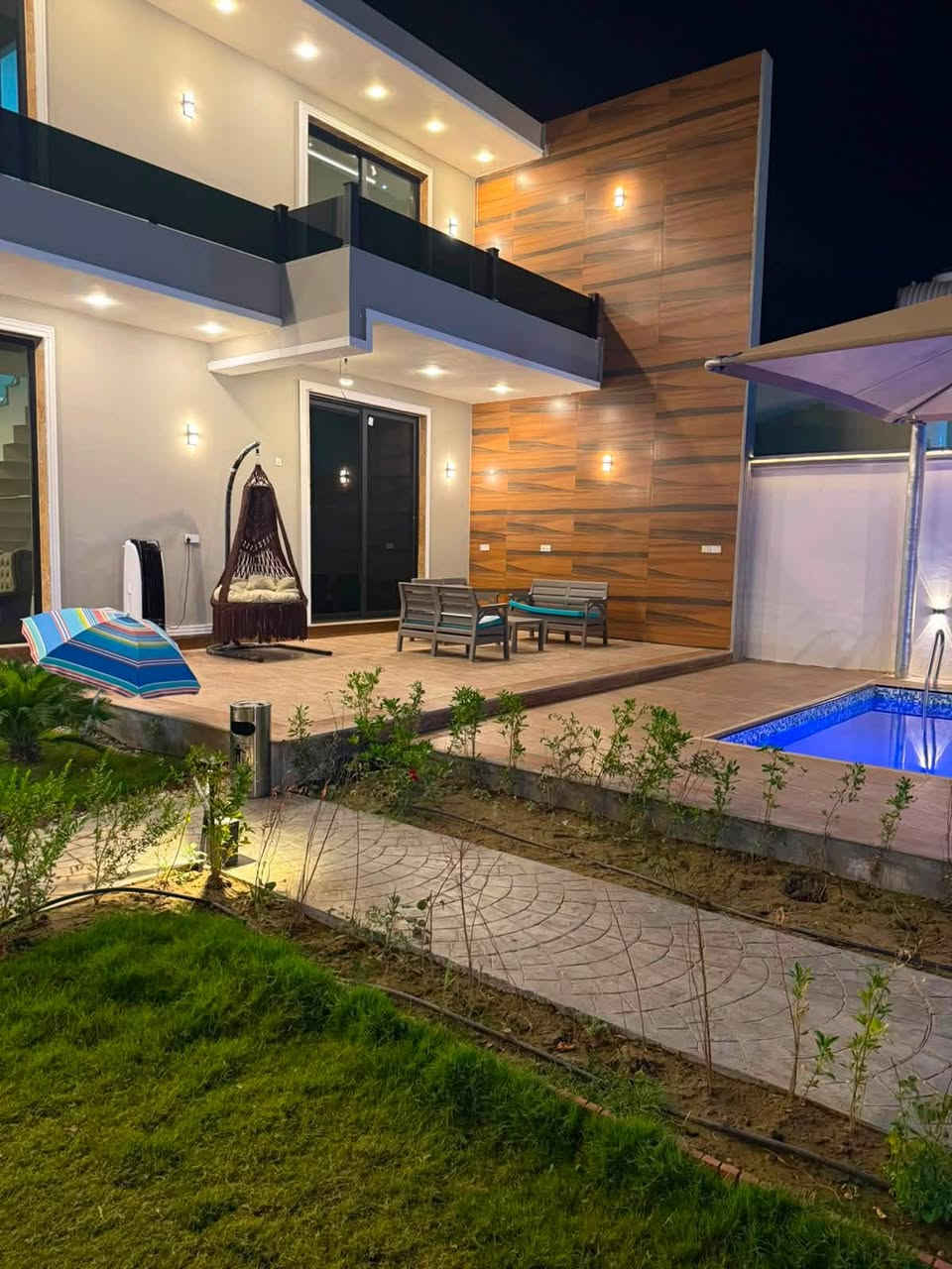 مزرعة للإيجار اليومي 🏡🌳

📍 الموقع: بغداد – الدورة – البوعيثة

✔️ أجواء هادئة ومناسبة للعوائل

✔️ مساحة واسعة وخدمات متوفرة

✔️ مثالية للراحة والونسة

📌 للحجز والاستفسار يرجى الاتصال أو المراسلة على واتساب: 

 📞 ***********

 موثق في تطبيق اجرلي لسياحة المزارع في العراق 🇮🇶
