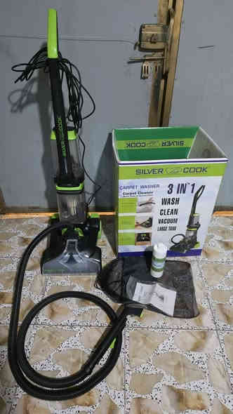 مكنسة SILVER لغسل المفروشات
غسل وتنشيف للزوالي والقنفات
مستخدمة مرة وحدة فقط للقنفات
جديدة وملحقاتها كاملة سعرها 130بي مجال
العنوان حي الرسالة ***********
