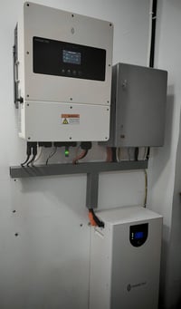 كربلاء • تركيب طاقة شمسية • كادر هندسي