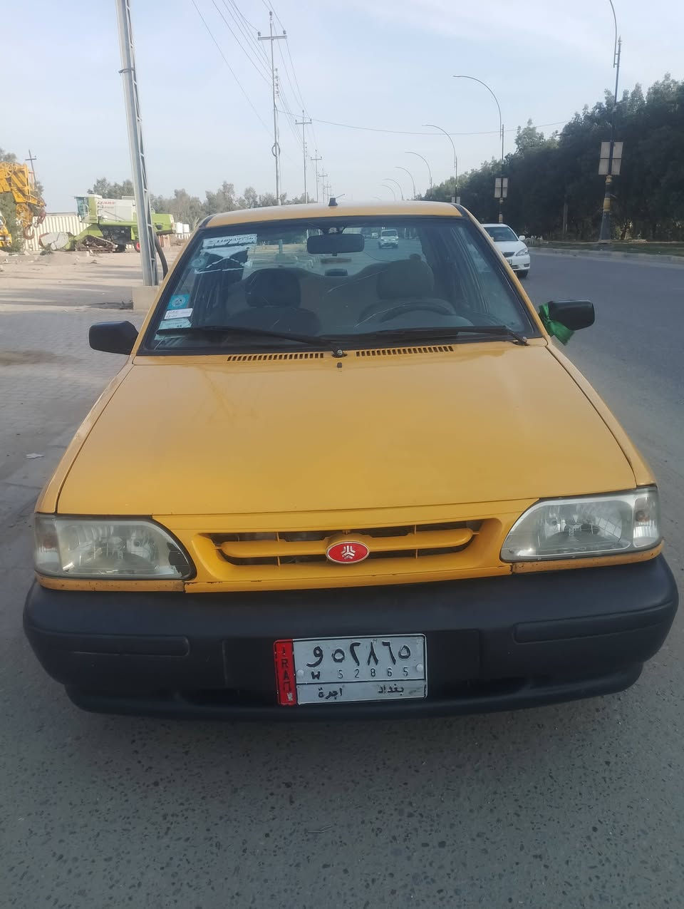 #السلام عليكم
سايبه موديل 2015. رقم بغداد مشروع وطني مداور ثاني يوم شواصي اللغود حلوات  مصفره هيئه وغرامات  كشرتهاا مكفوله ماعده دحجه بدوسه مال السايق وشبر يم البك لايت مكينه وكير حلوات السعر34 وبيهاا مجال بصيط الشراي يتصل ويدلل ***********
