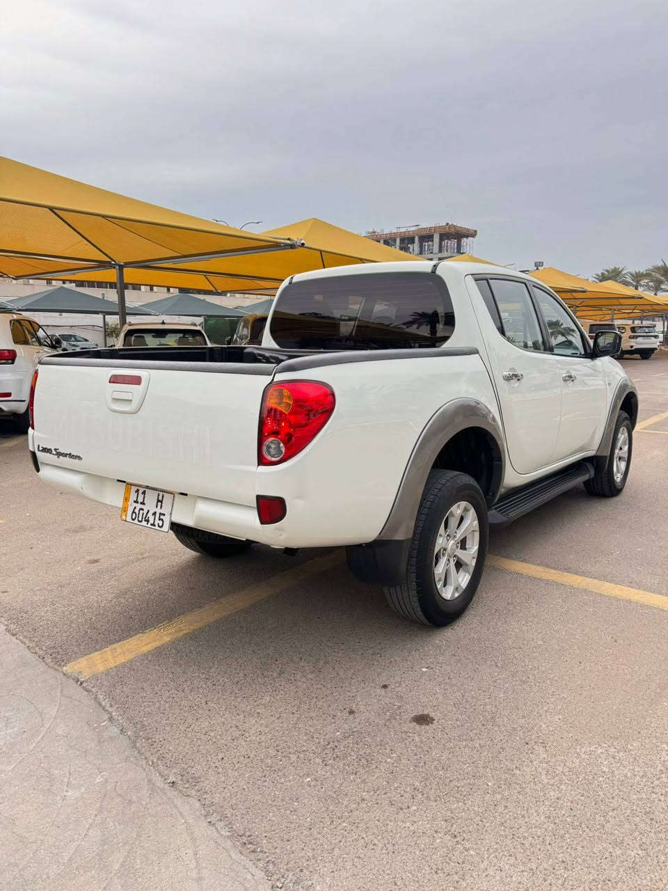 بيكب متسوبيشي L200 موديل 2015
6 سلندر بانزين

گير اوتوماتيك

فور ويل

السياره رقم بغداد باسمي سنويه جديده رقم جديد

مكفوله من الحادث و الصبغ السياره كله على وضع الشركه
ماشيه 76 الف كيلو 

السعر 184 ورقه وبي مجال شويه 

مكاني بغداد المنصور قرب مول المنصور
للاستفسار الاتصال على الرقم 
*********** اتصال 
*********** واتساب
