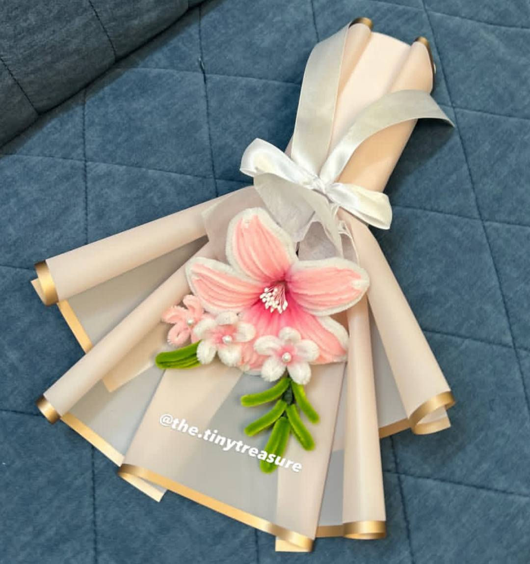 حابة خبركن ع مشروعي البايب كلينر 
او ورد المخمل🎉
من اجمل الهداية يلي بتبقى معك كل لعمر❤️🎉 
عاملين عروض حلوة ومناسبة للجميع بمناسبة عيد الام والمعلم 
منصمم عل طلب 😍 
للتواصل خاص💌


**إذا كنت صاحب هذا الإعلان وتريد حذفه لأي سبب، رجاءا أرسل رسالة إلى الدعم الفني**